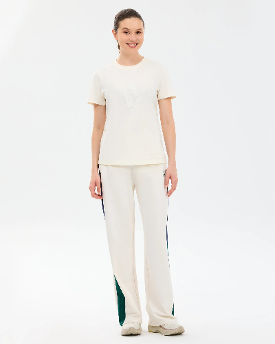 Resim Skechers  W Regular Fit Graphic Kadın T-shirt S2610057-3855