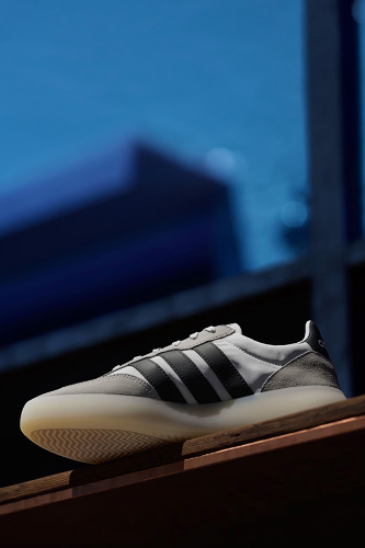 Resim Adidas Barreda De Kadın Spor Ayakkabı Jr3101