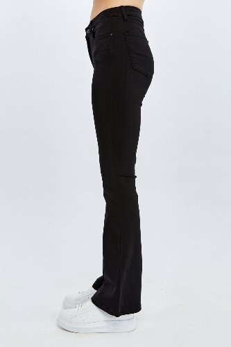 Resim Yenikoza Kadın Jean