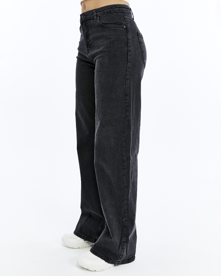 Resim Yenikoza Kadın Jean