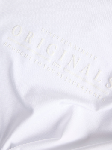 Resim Jack & Jones Jorcatskılls Tee Ss Cn Fst Erkek T-Shirt 12297893