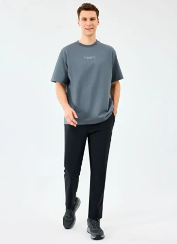 Resim Skechers M Graphic Tee Reflect Logo Oversize  Erkek T-shirt S231094-3998