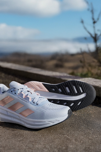 Resim Adidas Questar 3 W Kadın Spor Ayakkabı JP6599