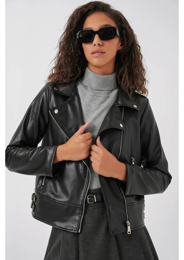 Resim Yenikoza Kadın Deri Mont ve Ceket