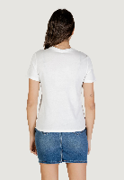 Resim Only Onlarıana Lıfe S/S O-Neck Box Top Jrs Kadın T-shirt 15343771