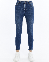 Resim Yenikoza Kadın Jean