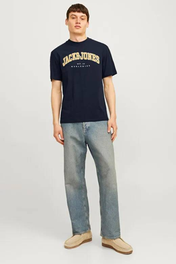 Resim Jack & Jones Jjecaleb Varsıty Tee Ss O-Neck Noos Erkek T-shirt 12257579