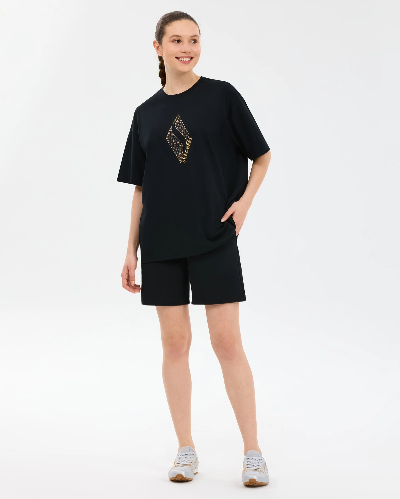 Resim Skechers  W Oversize Fit Graphic Kadın T-shirt S2610050-3817