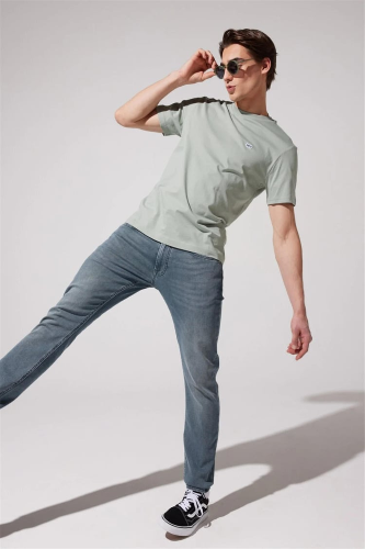 Resim Lee Erkek T-shirt L60UFQ303 L60UFQ Small Logo