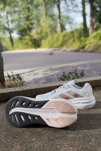 Resim Adidas Questar 3 W Kadın Spor Ayakkabı JP6599