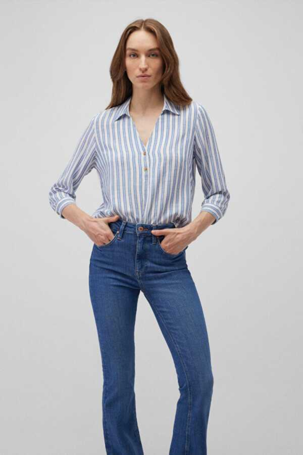 Resim Mavi Düğme Detaylı Kadın Bluz M122400-83979