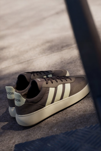 Resim Adidas Barreda Decode Earstr Erkek Spor Ayakkabı JR3519