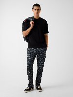 Resim Guess Athleisure  Erkek  T-shirt Z6RI16I3Z14-JBLK Gıano Cn Ss T-Shırt