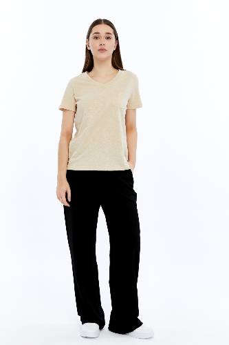 Resim Viole&More 1001 Flamlı Cepli V Yaka Kadın T-shirt