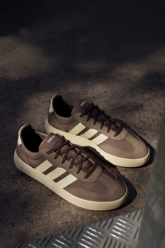 Resim Adidas Barreda Decode Earstr Erkek Spor Ayakkabı JR3519