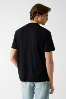 Resim Guess  Erkek  T-shirt M6GI21K3053-JBLK Cn Ss Small Patch Cotton Modal