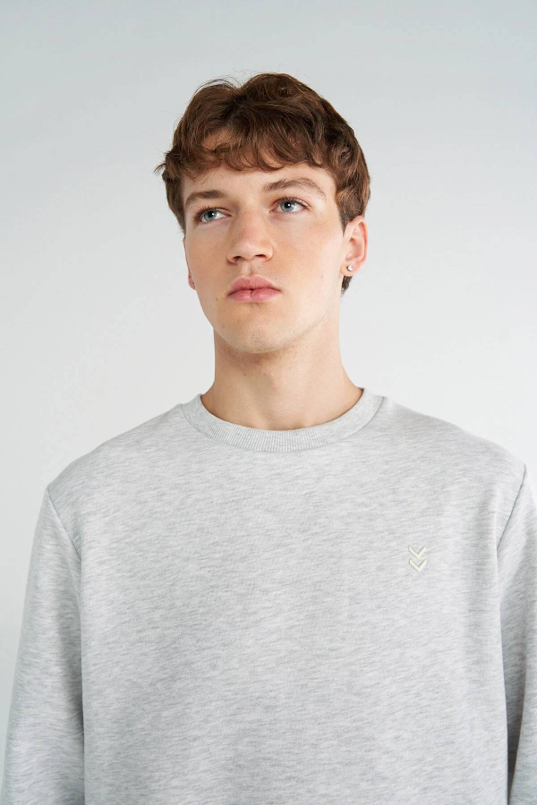 Resim Hummel Hml T-Pulse Male Co Regular Sweat Crew Neck Erkek Ceket 922442-9098
