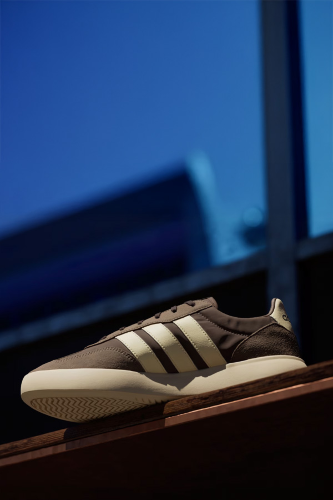 Resim Adidas Barreda Decode Earstr Erkek Spor Ayakkabı JR3519