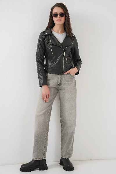 Resim Yenikoza Kadın Deri Mont ve Ceket