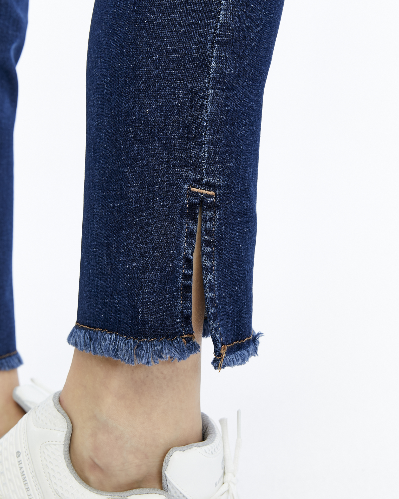 Resim Yenikoza Kadın Jean