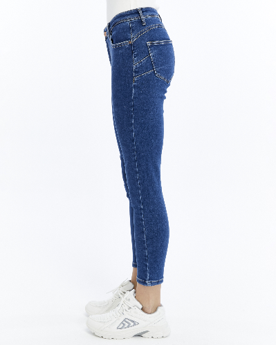 Resim Yenikoza Kadın Jean