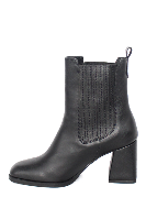 Resim Yenikoza Kadın Bot