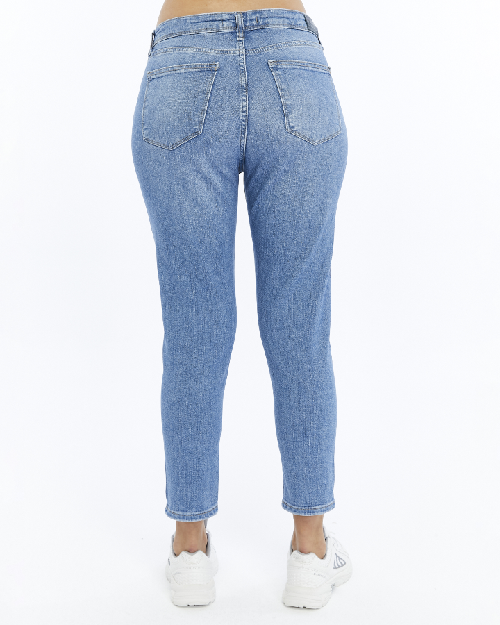 Resim Yenikoza Kadın Jean