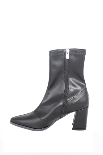 Resim Yenikoza Kadın Çizme