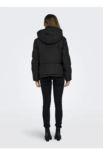 Resim Only Onllea Rain Puffer Short Otw Kadın Mont 15349737