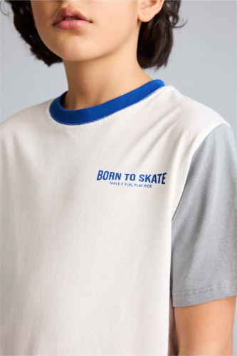 Resim Defacto Erkek Çocuk T-shirt G8230A8/BG759