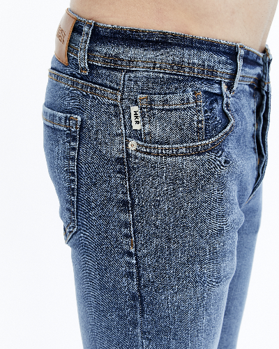 Resim Yenikoza Kadın Jean