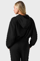 Resim Guess Athleisure  Kadın  Sweat V6RQ03KD761-JBLK Yayoı Hoodıe Sweatshırt