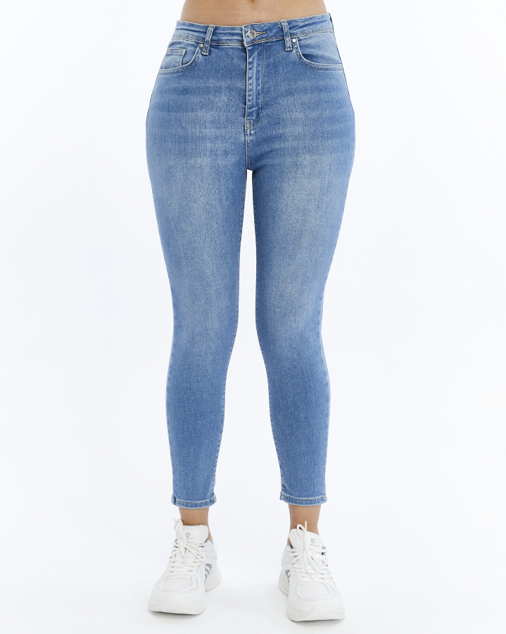 Resim Yenikoza Kadın Jean