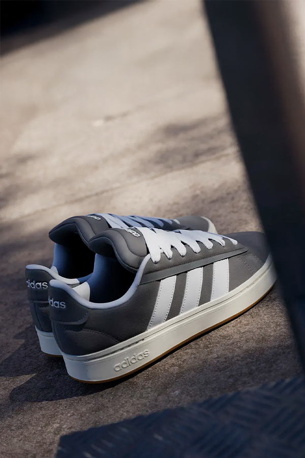 Resim Adidas Grand Cour T Alpha 00S Erkek Spor Ayakkabı Jr0542