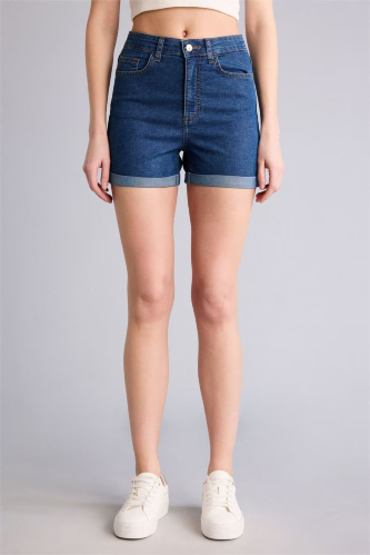 Resim Defacto Kadın Penye Şort A1959AX/NM28