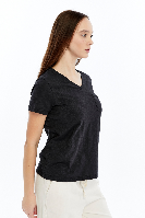 Resim Viole&More 1001 Flamlı Cepli V Yaka Kadın T-shirt