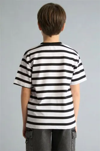 Resim Defacto Erkek Çocuk T-shirt H4342A8/BK81