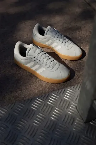 Resim Adidas VL COURT 3.0 Kadın Spor Ayakkabı JP7539