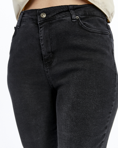 Resim Yenikoza Kadın Jean