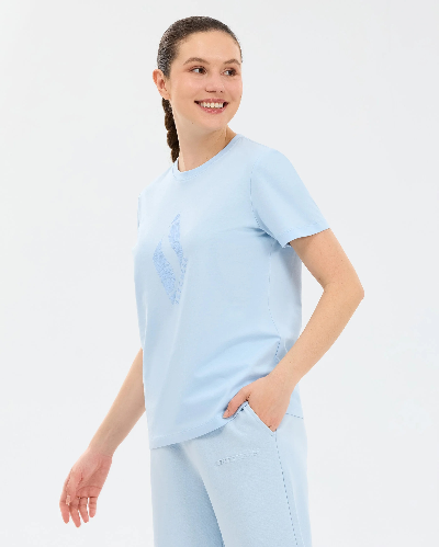 Resim Skechers  W Regular Fit Graphic Kadın T-shirt S2610057-0721