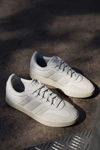 Resim Adidas Barreda Kadın Spor Ayakkabı Jp5957