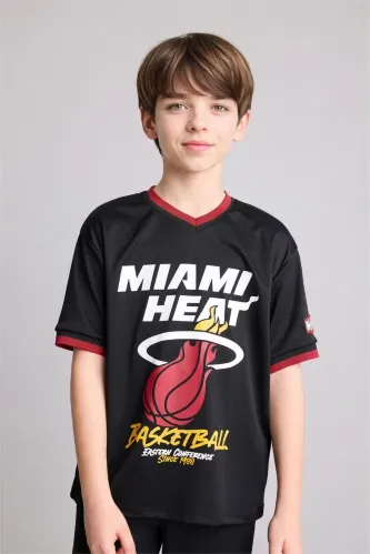 Resim Defacto Erkek Çocuk T-shirt H2897A8/BK81