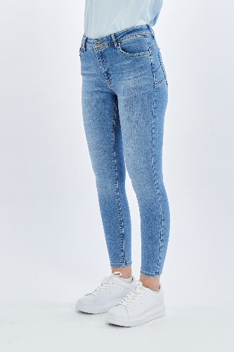 Resim Yenikoza Kadın Jean