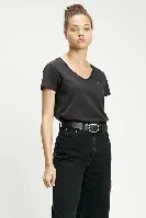 Resim Levis Kadın T-shirt