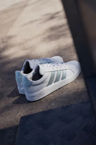 Resim Adidas Grand Court Base 3. Kadın Spor Ayakkabı Hq0092