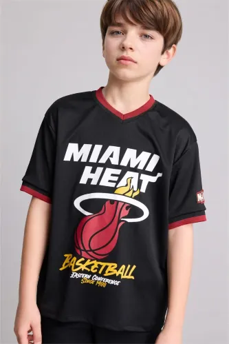 Resim Defacto Erkek Çocuk T-shirt H2897A8/BK81