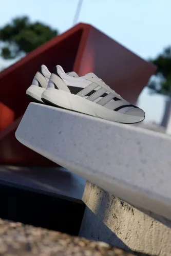 Resim Adidas Lıghtshıft 2.0  Erkek Spor Ayakkabı JQ9650