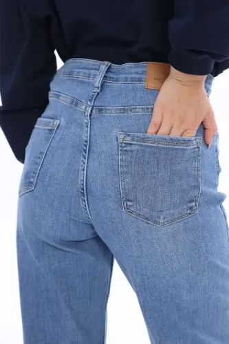 Resim Yenikoza Kadın Jean