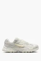 Resim Nike V5 Rnr Kadın Spor Ayakkabı Iq0276-030