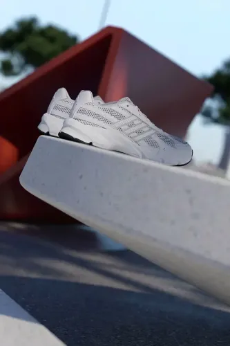 Resim Adidas TECHNOCHAOS 2000 Kadın Spor Ayakkabı KI4225